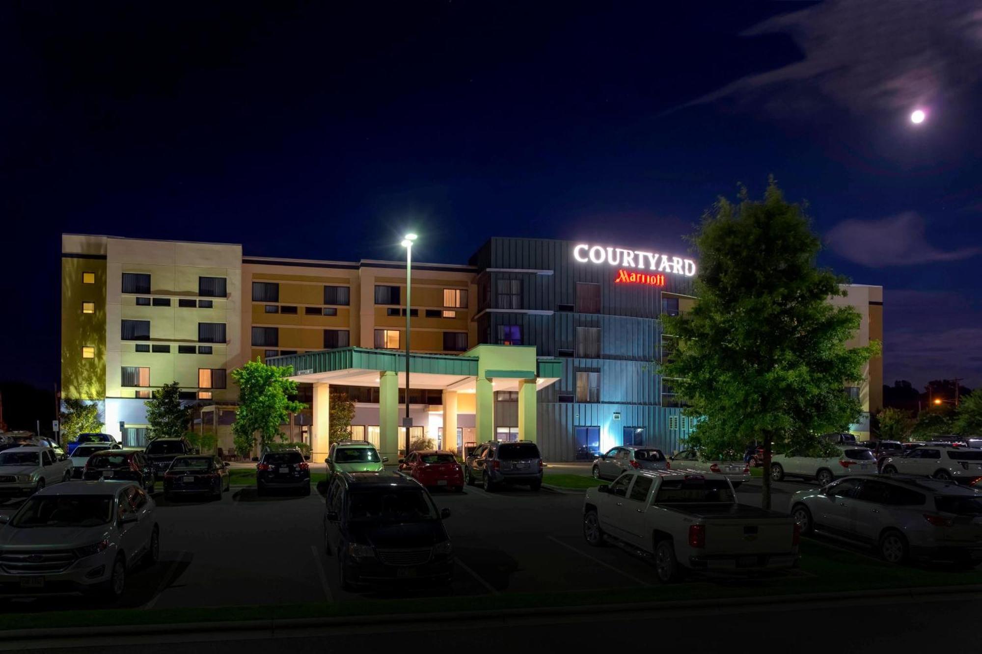 Courtyard Statesville Mooresville/Lake Norman Екстер'єр фото